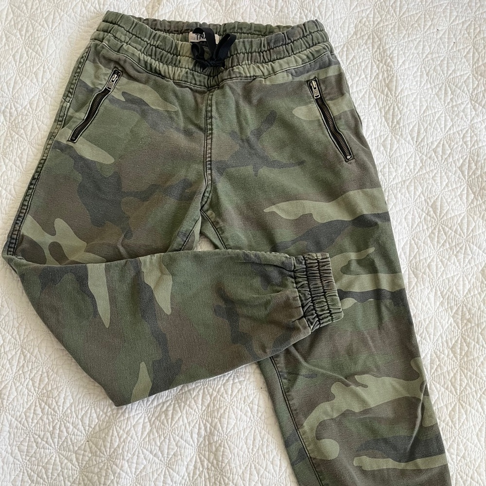 Aritzia/TNA army jogger pants